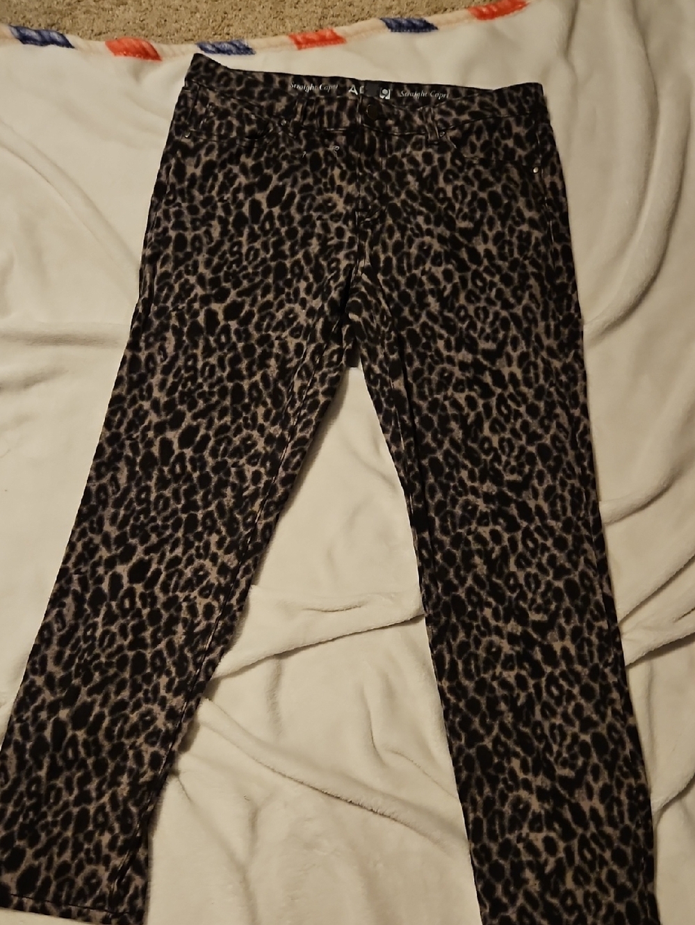 Apt. 9 Womens Straight Leg Jeans in Leopard Print Black and Brown